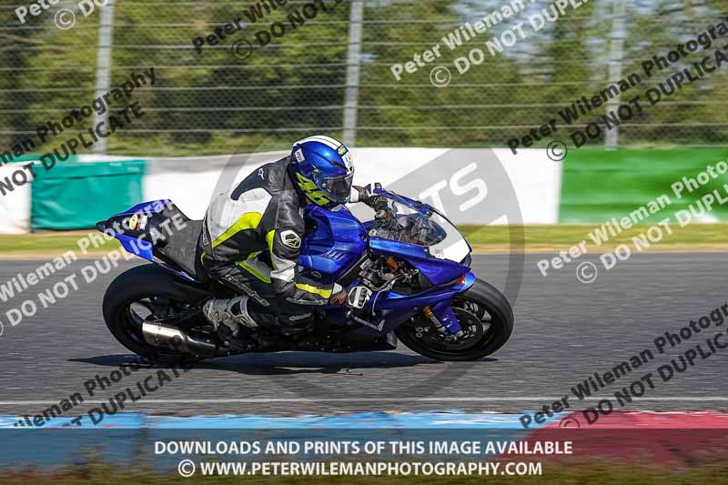 enduro digital images;event digital images;eventdigitalimages;mallory park;mallory park photographs;mallory park trackday;mallory park trackday photographs;no limits trackdays;peter wileman photography;racing digital images;trackday digital images;trackday photos